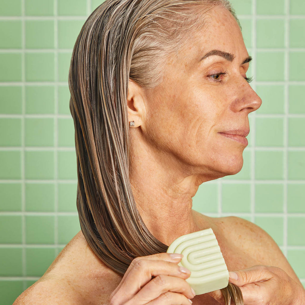 KITSCH Tea Tree & Mint Clarifying Shampoo & Conditioner Bar Combo
